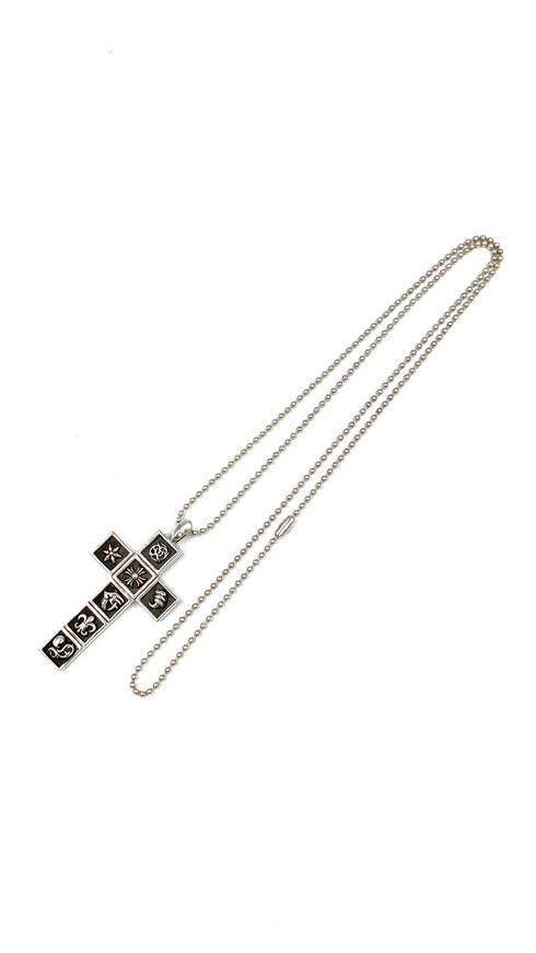 FRAMED CHARM PENDANT /BALL CHAIN